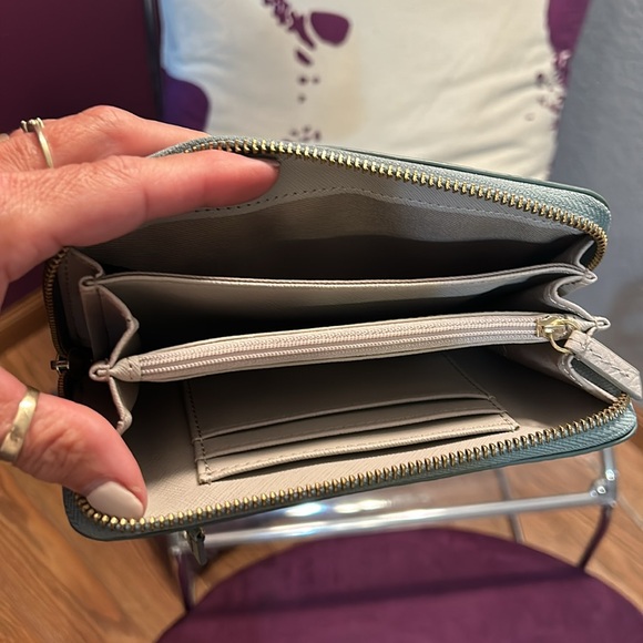 Fossil zip around clutch wallet, sage green - Picture 3 of 4